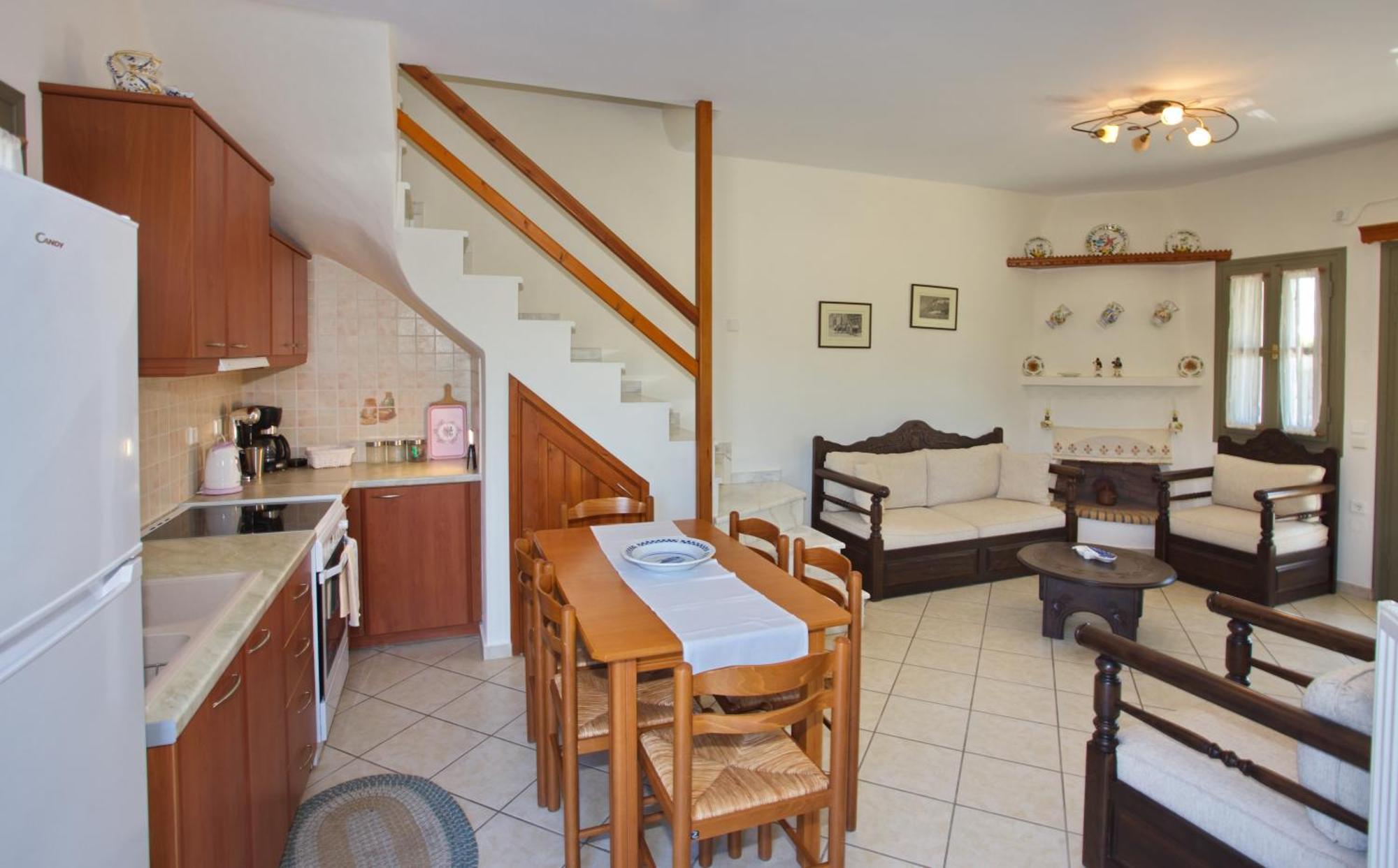 To Pithari Apartment Skyros
