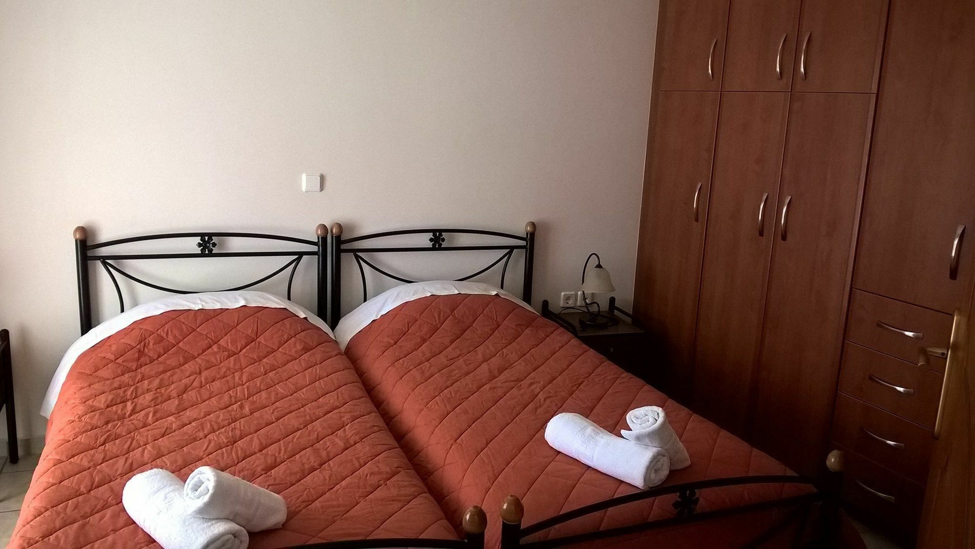 Apartment To Pithari Skyros