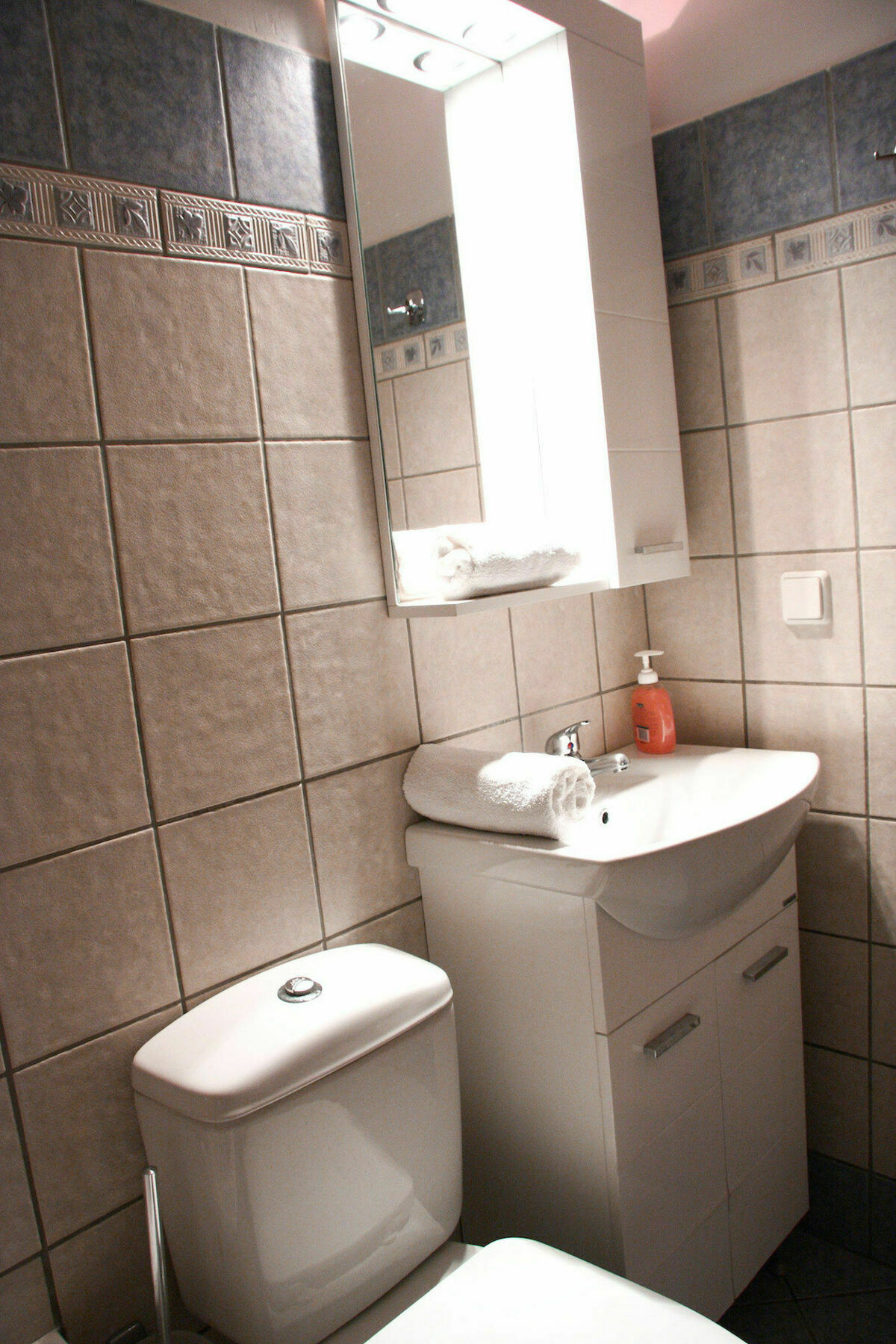 Apartment To Pithari